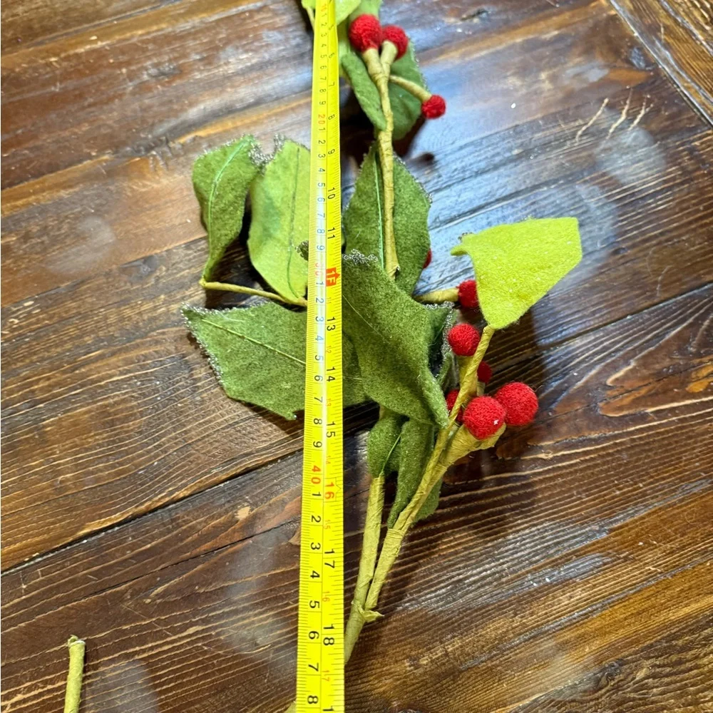 Festive Green and Red Berry Garland
